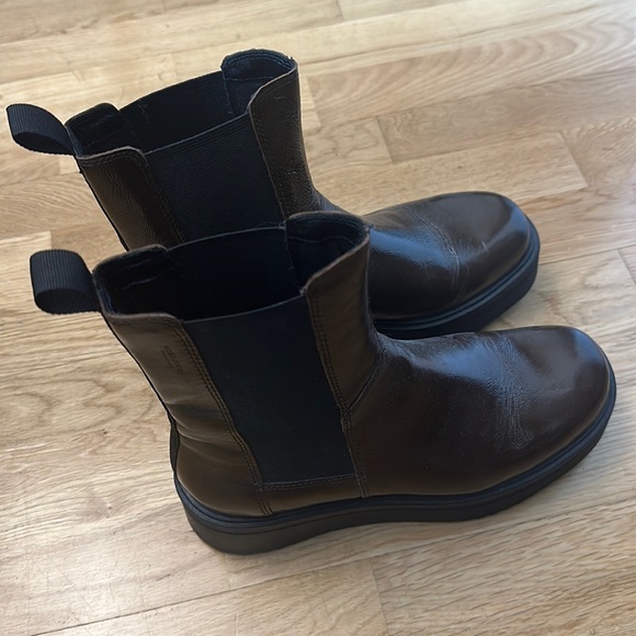 Vagabond Tara Boots Brown - Picture 2 of 4